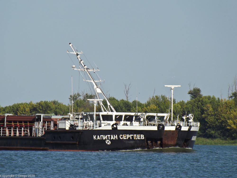 Корабли на реке Дон